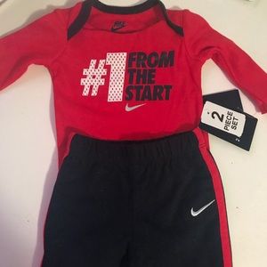 Nike newborn outfit NWT